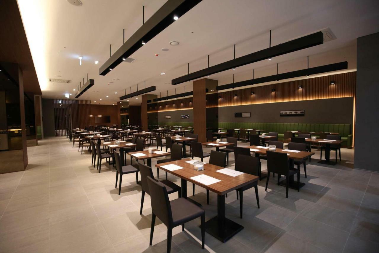 Ramada Encore By Wyndham Gimpo Han River Hotel Esterno foto