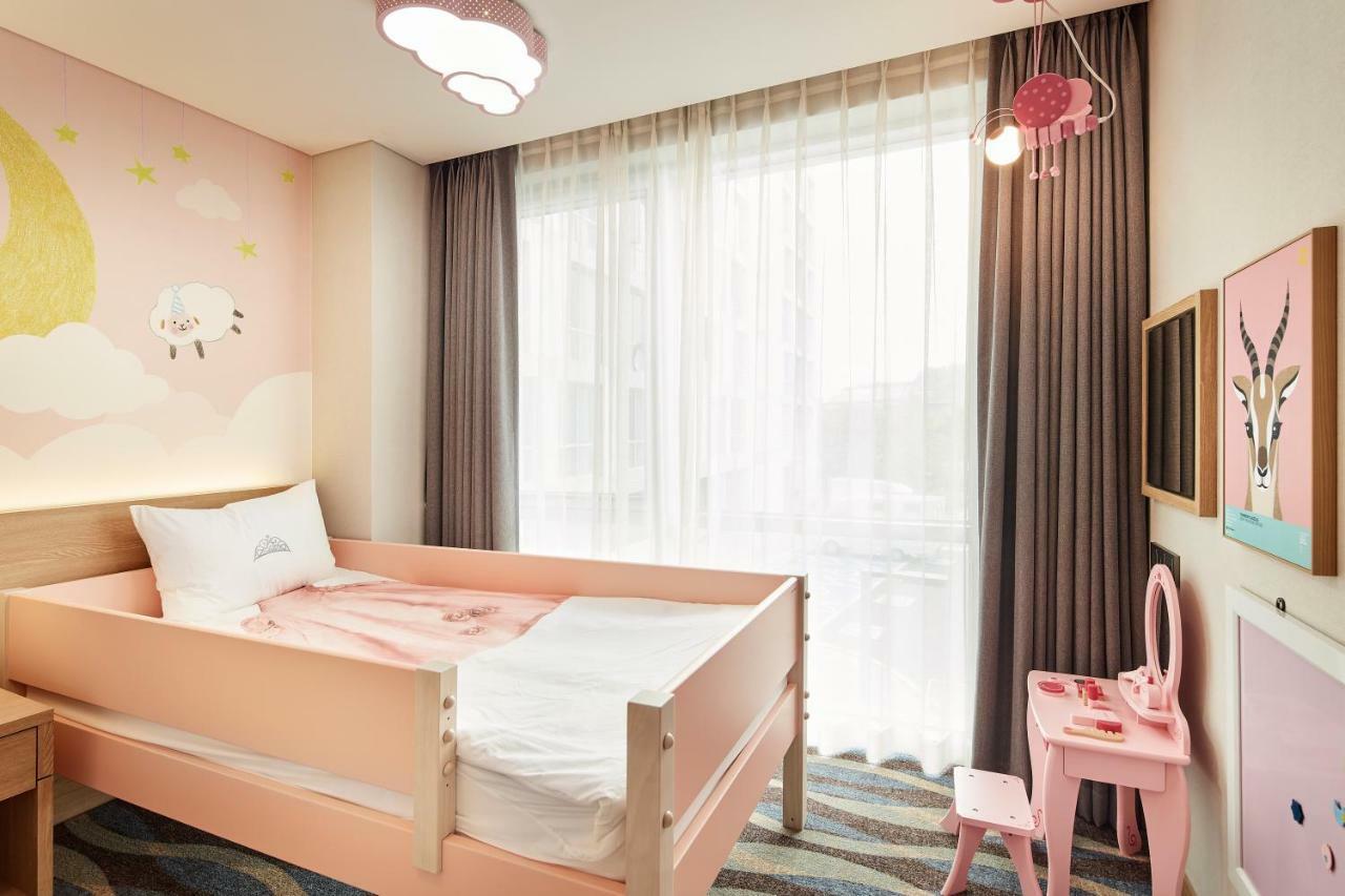 Ramada Encore By Wyndham Gimpo Han River Hotel Esterno foto